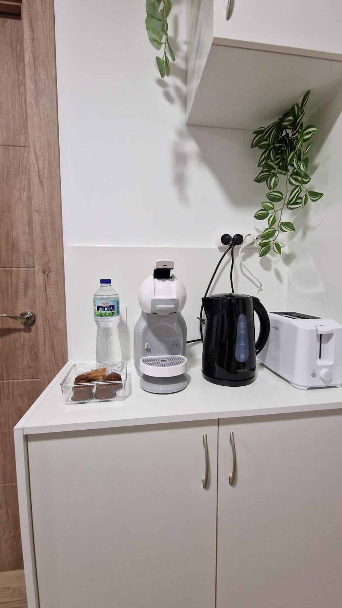 Almendrales Apartment Madrid Exterior photo