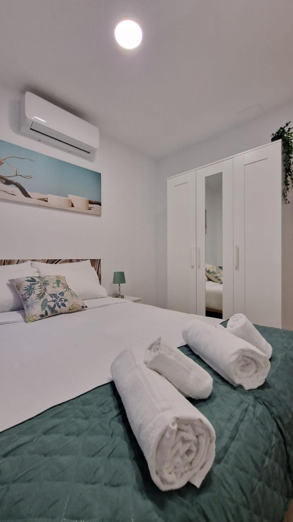 Almendrales Apartment Madrid Exterior photo